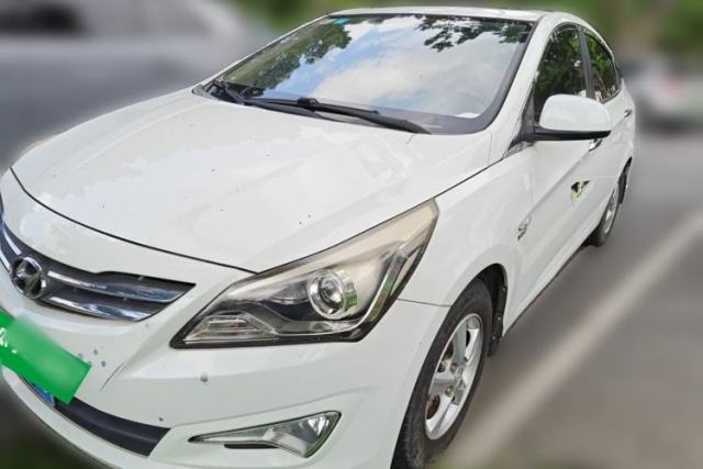 Used Hyundai Verna (older generation) 2014 1.4L Automatic Leading-Edge GLX