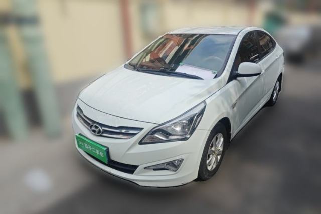 Used Hyundai Verna (older generation) 2014 1.4L Manual Smart GLS Trim