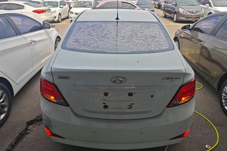 Used Hyundai Verna (older generation) 2014 1.4L Manual Smart GLS Trim Rear