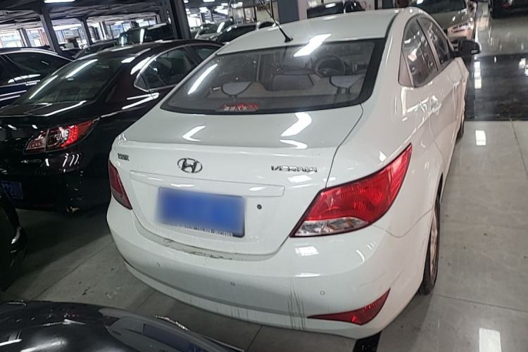 Used Hyundai Verna (older generation) 2014 1.4L Automatic Smart GLS Rear