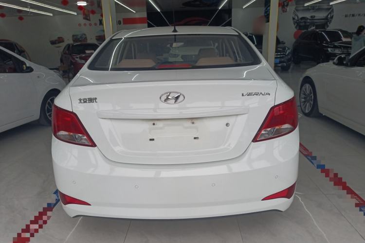 Used Hyundai Verna (older generation) 2014 1.4L Manual Smart GLS Trim Rear