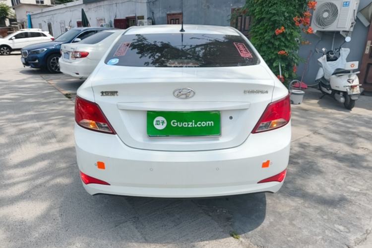 Used Hyundai Verna (older generation) 2014 1.4L Manual Smart GLS Trim Rear