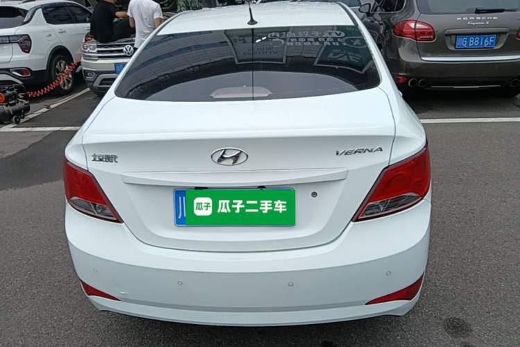 Used Hyundai Verna (older generation) 2014 1.4L Manual Smart GLS Trim Rear