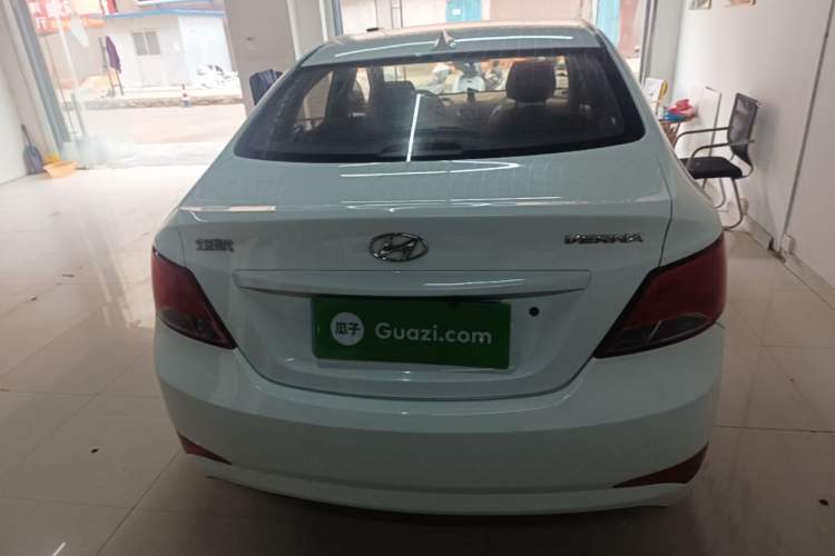 Used Hyundai Verna (older generation) 2014 1.4L Automatic Smart GLS Rear