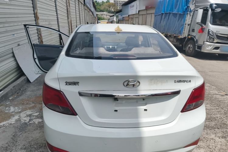 Used Hyundai Verna (older generation) 2014 1.4L Automatic Leading-Edge GLX Rear