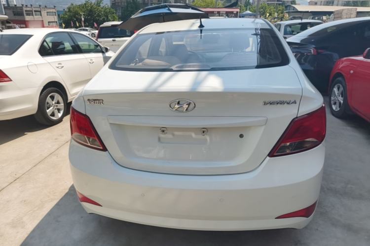 Used Hyundai Verna (older generation) 2014 1.4L Automatic Smart GLS Rear