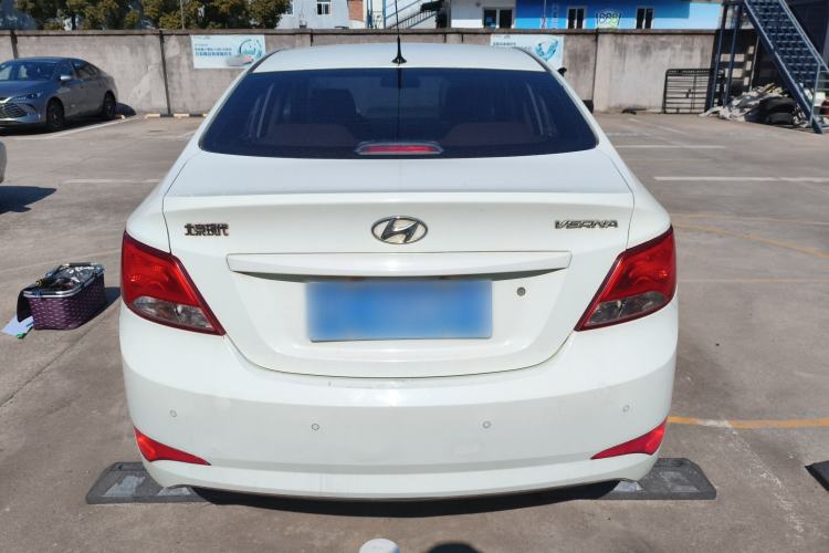Used Hyundai Verna (older generation) 2014 1.4L Manual Smart GLS Trim Rear
