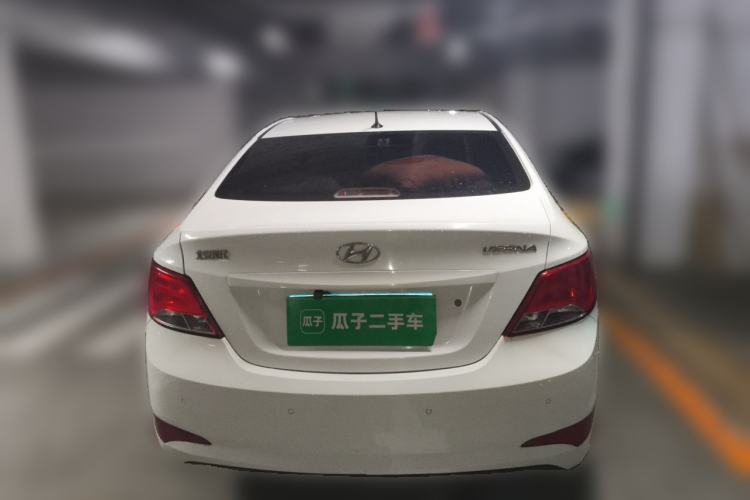 Used Hyundai Verna (older generation) 2014 1.4L Automatic Smart GLS Rear