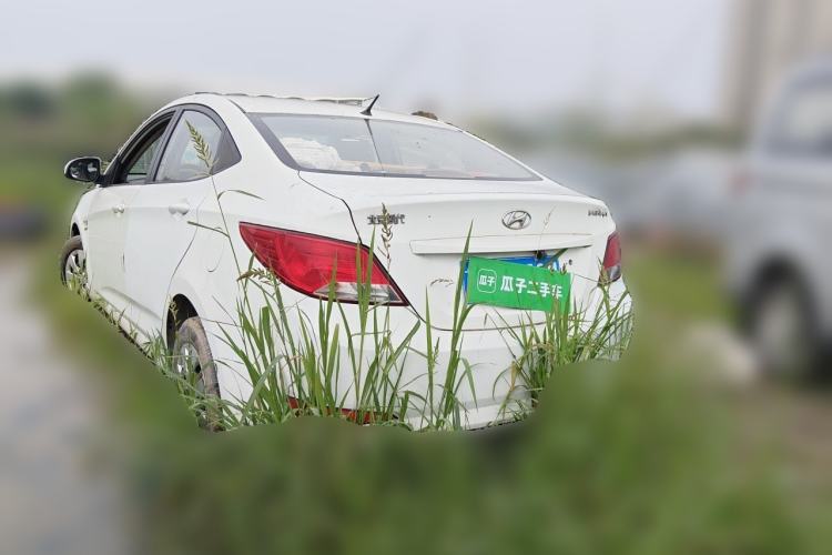 Used Hyundai Verna (older generation) 2014 1.4L Manual Fashion GS Model Rear