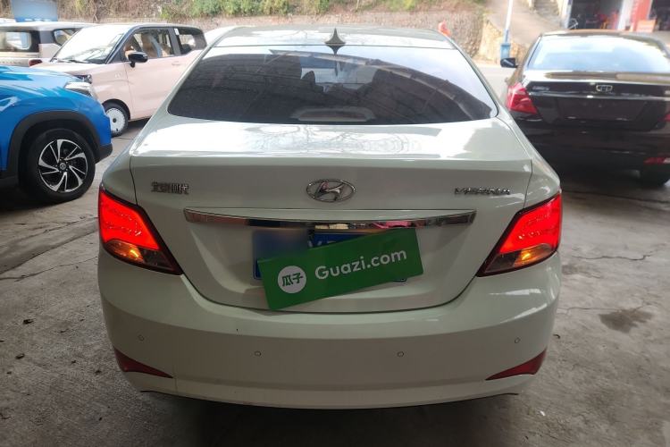 Used Hyundai Verna (older generation) 2014 1.4L Manual Top-Tier Model TOP Rear
