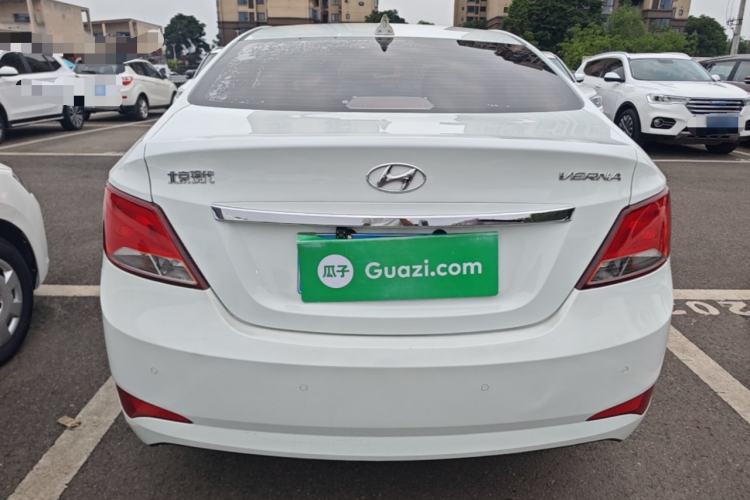 Used Hyundai Verna (older generation) 2014 1.4L Automatic Leading-Edge GLX Rear