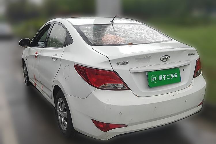 Used Hyundai Verna (older generation) 2014 1.4L Manual Fashion GS Model Rear Left 45 Deg