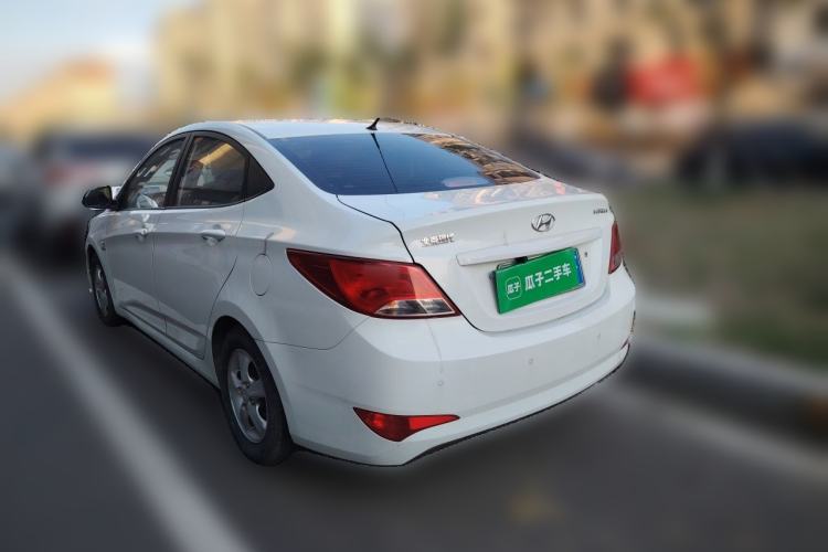 Used Hyundai Verna (older generation) 2014 1.4L Automatic Smart GLS Rear Left 45 Deg