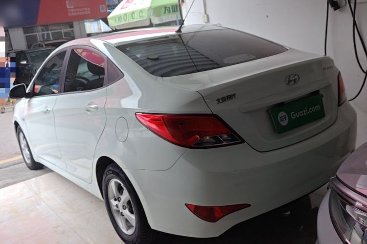 Used Hyundai Verna (older generation) 2014 1.4L Automatic Smart GLS Rear Left 45 Deg