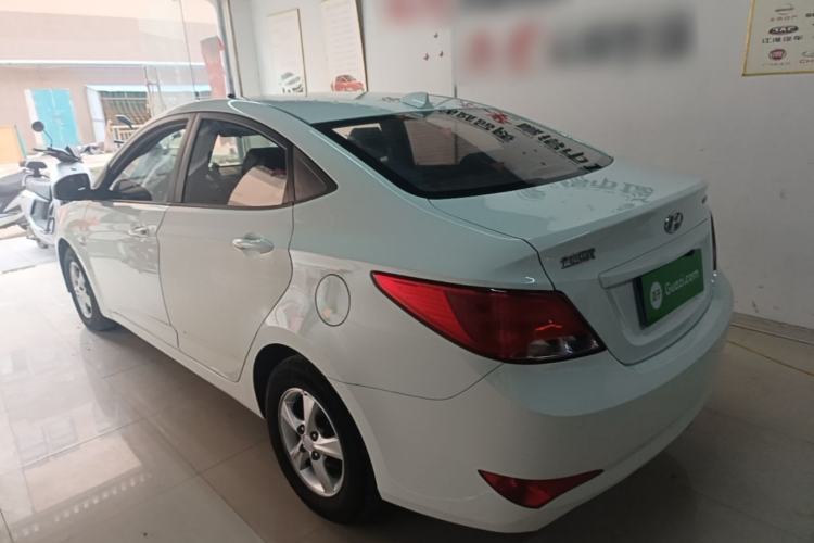 Used Hyundai Verna (older generation) 2014 1.4L Automatic Smart GLS Rear Left 45 Deg