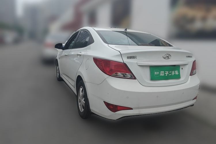 Used Hyundai Verna (older generation) 2014 1.4L Automatic Smart GLS Rear Left 45 Deg