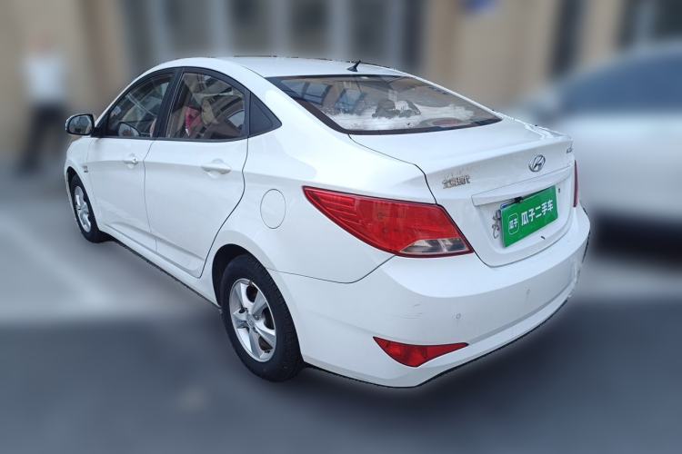Used Hyundai Verna (older generation) 2014 1.4L Automatic Smart GLS Rear Left 45 Deg