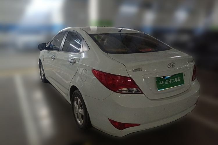 Used Hyundai Verna (older generation) 2014 1.4L Automatic Smart GLS Rear Left 45 Deg
