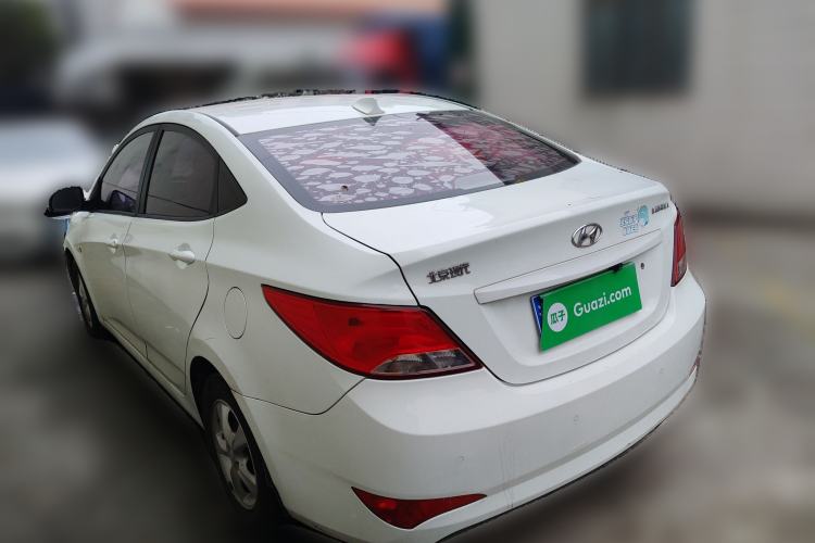 Used Hyundai Verna (older generation) 2014 1.4L Automatic Smart GLS Rear Left 45 Deg