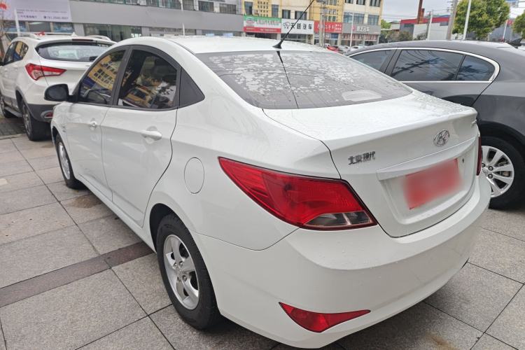 Used Hyundai Verna (older generation) 2014 1.4L Automatic Smart GLS Rear Left 45 Deg