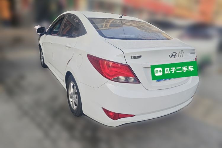 Used Hyundai Verna (older generation) 2014 1.4L Automatic Smart GLS Rear Left 45 Deg