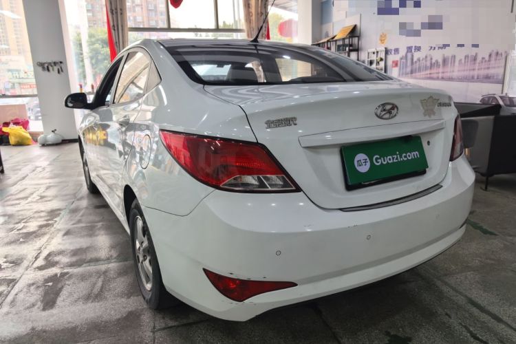 Used Hyundai Verna (older generation) 2014 1.4L Automatic Smart GLS Rear Left 45 Deg