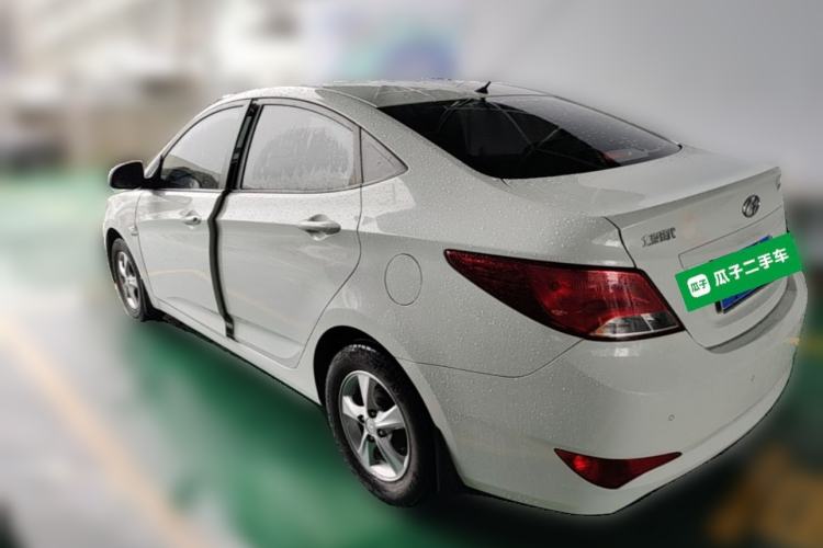 Used Hyundai Verna (older generation) 2014 1.4L Automatic Smart GLS Rear Left 45 Deg