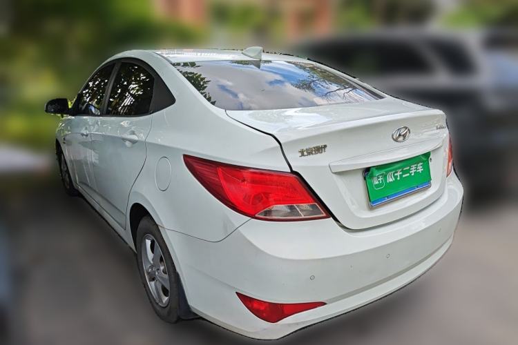 Used Hyundai Verna (older generation) 2014 1.4L Automatic Smart GLS Rear Left 45 Deg