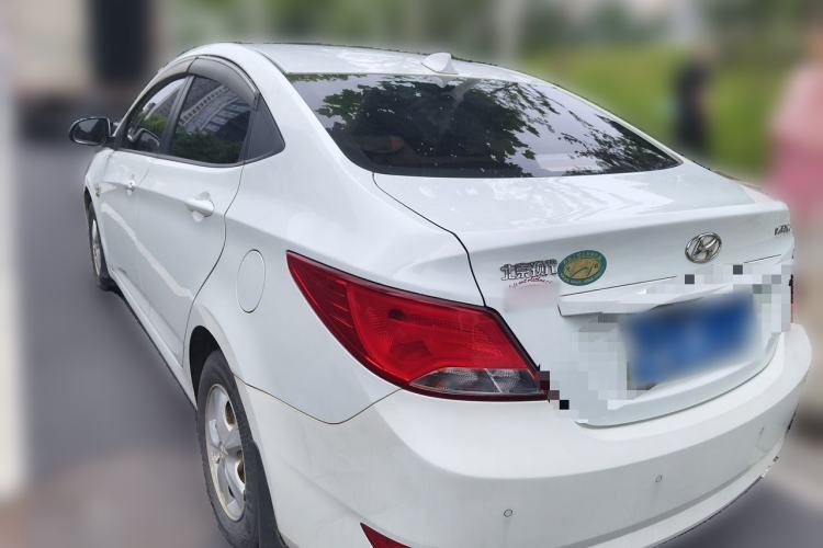 Used Hyundai Verna (older generation) 2014 1.4L Automatic Smart GLS Rear Left 45 Deg