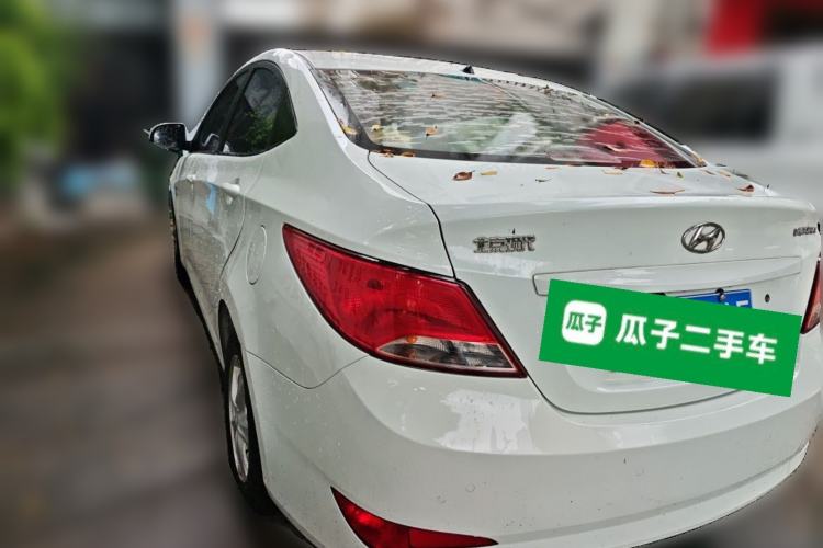 Used Hyundai Verna (older generation) 2014 1.4L Automatic Smart GLS Rear Left 45 Deg