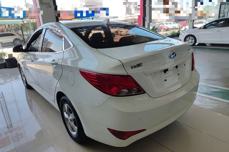 Used Hyundai Verna (older generation) 2014 1.4L Automatic Smart GLS Rear Left 45 Deg
