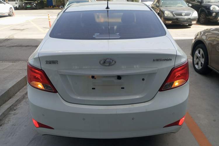 Used Hyundai Verna (older generation) 2014 1.4L Manual Smart GLS Trim Rear