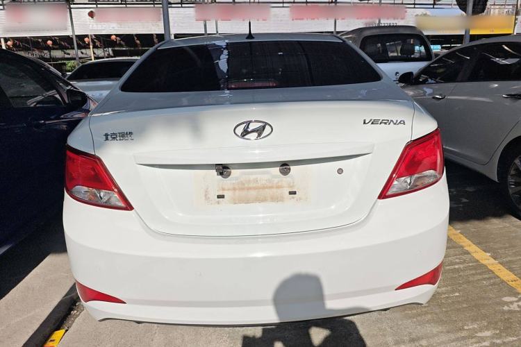 Used Hyundai Verna (older generation) 2014 1.4L Automatic Smart GLS Rear