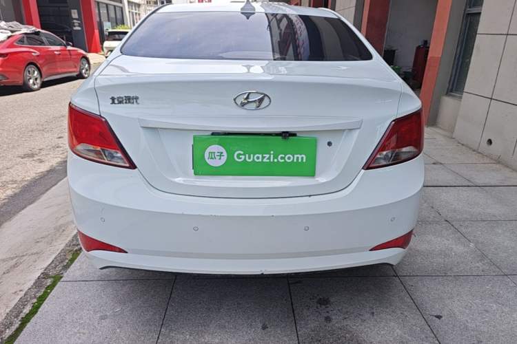 Used Hyundai Verna (older generation) 2014 1.4L Manual Smart GLS Trim Rear