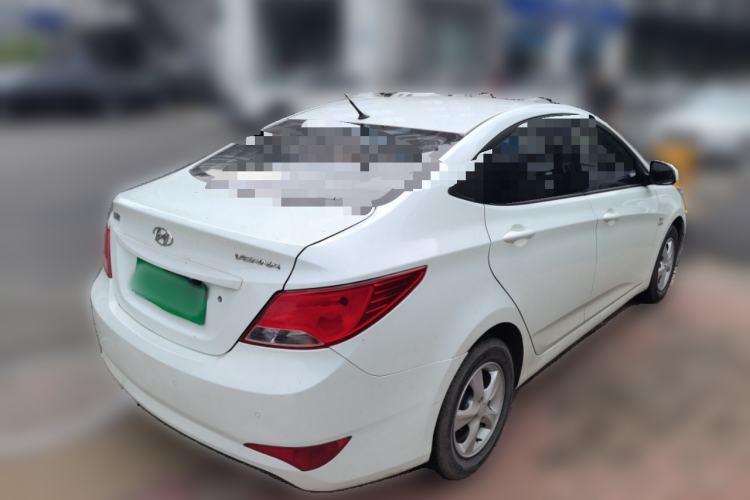 Used Hyundai Verna (older generation) 2014 1.4L Automatic Smart GLS Rear Right 45 Deg