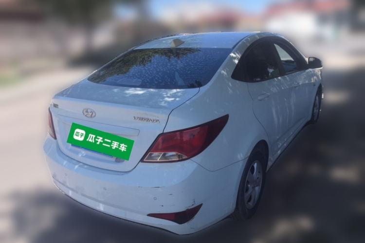 Used Hyundai Verna (older generation) 2014 1.4L Automatic Smart GLS Rear Right 45 Deg