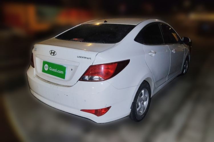 Used Hyundai Verna (older generation) 2014 1.4L Automatic Smart GLS Rear Right 45 Deg