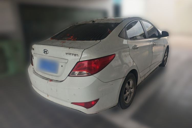 Used Hyundai Verna (older generation) 2014 1.4L Automatic Smart GLS Rear Right 45 Deg