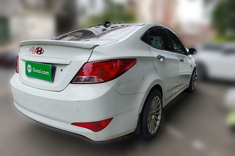 Used Hyundai Verna (older generation) 2014 1.4L Automatic Smart GLS Rear Right 45 Deg