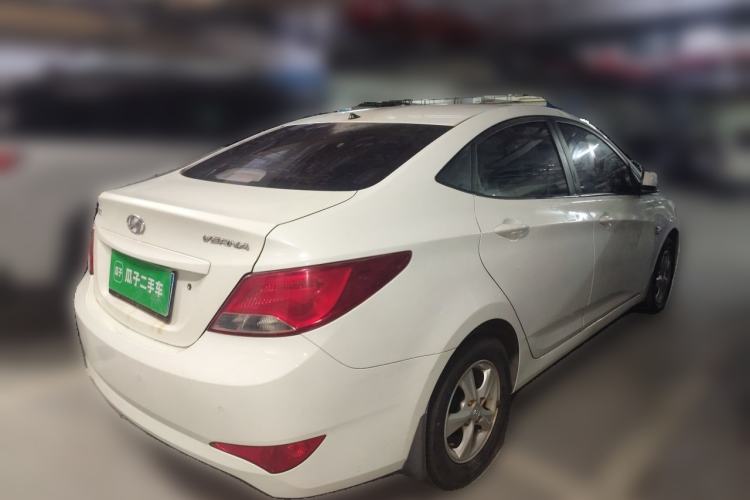Used Hyundai Verna (older generation) 2014 1.4L Automatic Smart GLS Rear Right 45 Deg