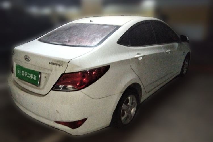 Used Hyundai Verna (older generation) 2014 1.4L Automatic Smart GLS Rear Right 45 Deg