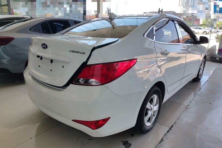 Used Hyundai Verna (older generation) 2014 1.4L Automatic Smart GLS Rear Right 45 Deg