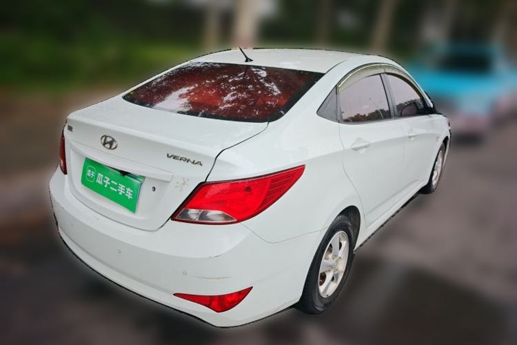 Used Hyundai Verna (older generation) 2014 1.4L Automatic Smart GLS Rear Right 45 Deg