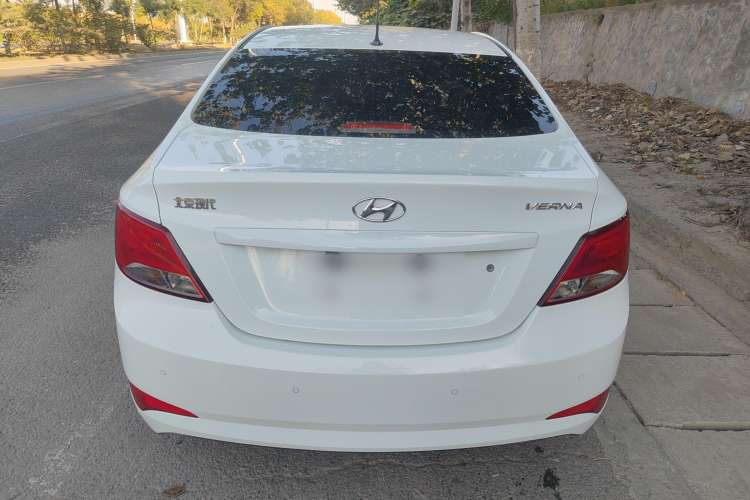 Used Hyundai Verna (older generation) 2014 1.4L Manual Smart GLS Trim Rear