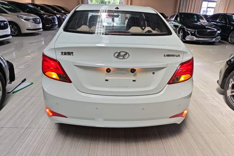 Used Hyundai Verna (older generation) 2014 1.4L Manual Smart GLS Trim Rear