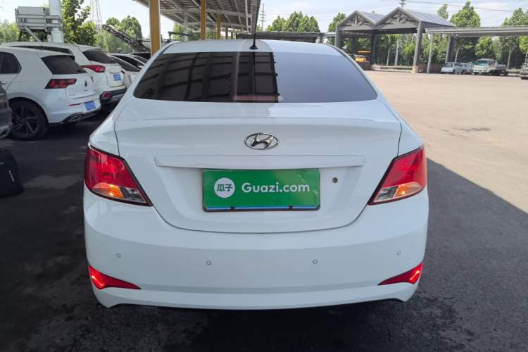 Used Hyundai Verna (older generation) 2014 1.4L Manual Smart GLS Trim Rear