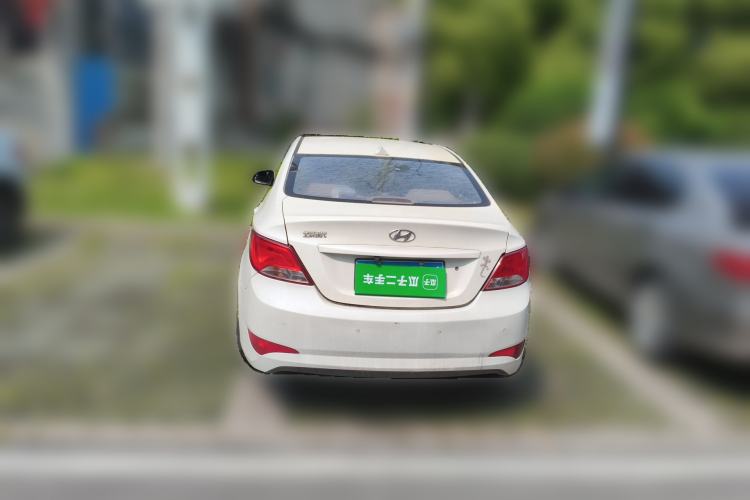 Used Hyundai Verna (older generation) 2014 1.4L Manual Smart GLS Trim Rear