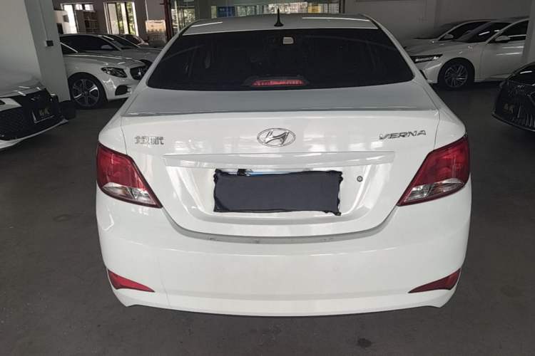 Used Hyundai Verna (older generation) 2014 1.4L Automatic Smart GLS Rear