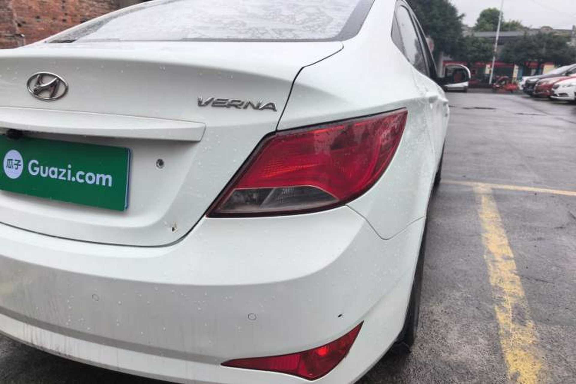 Used Hyundai Verna (older generation) 2014 1.4L Manual Smart GLS Trim Right Rear Taillight