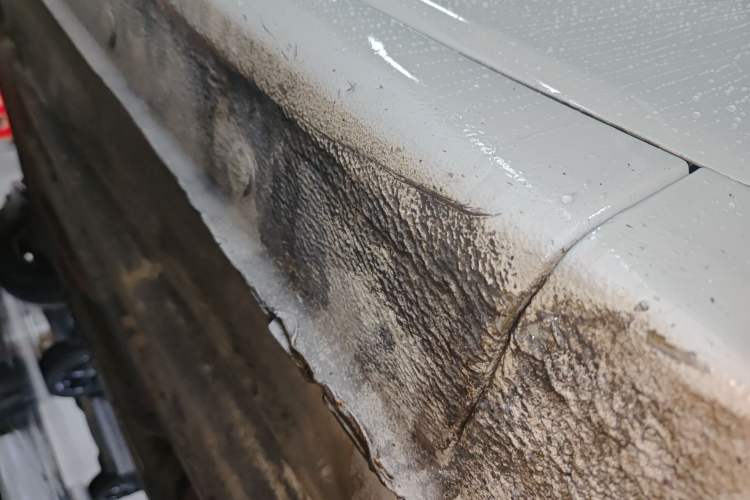 Used Hyundai Verna (older generation) 2014 1.4L Automatic Leading-Edge GLX Right Side Sill
